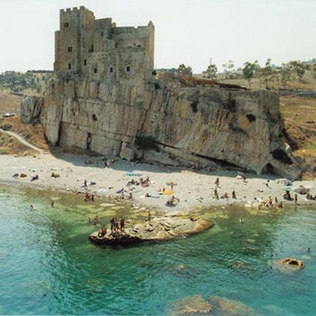 B&B Apollonia Roseto Capo Spulico Εξωτερικό φωτογραφία