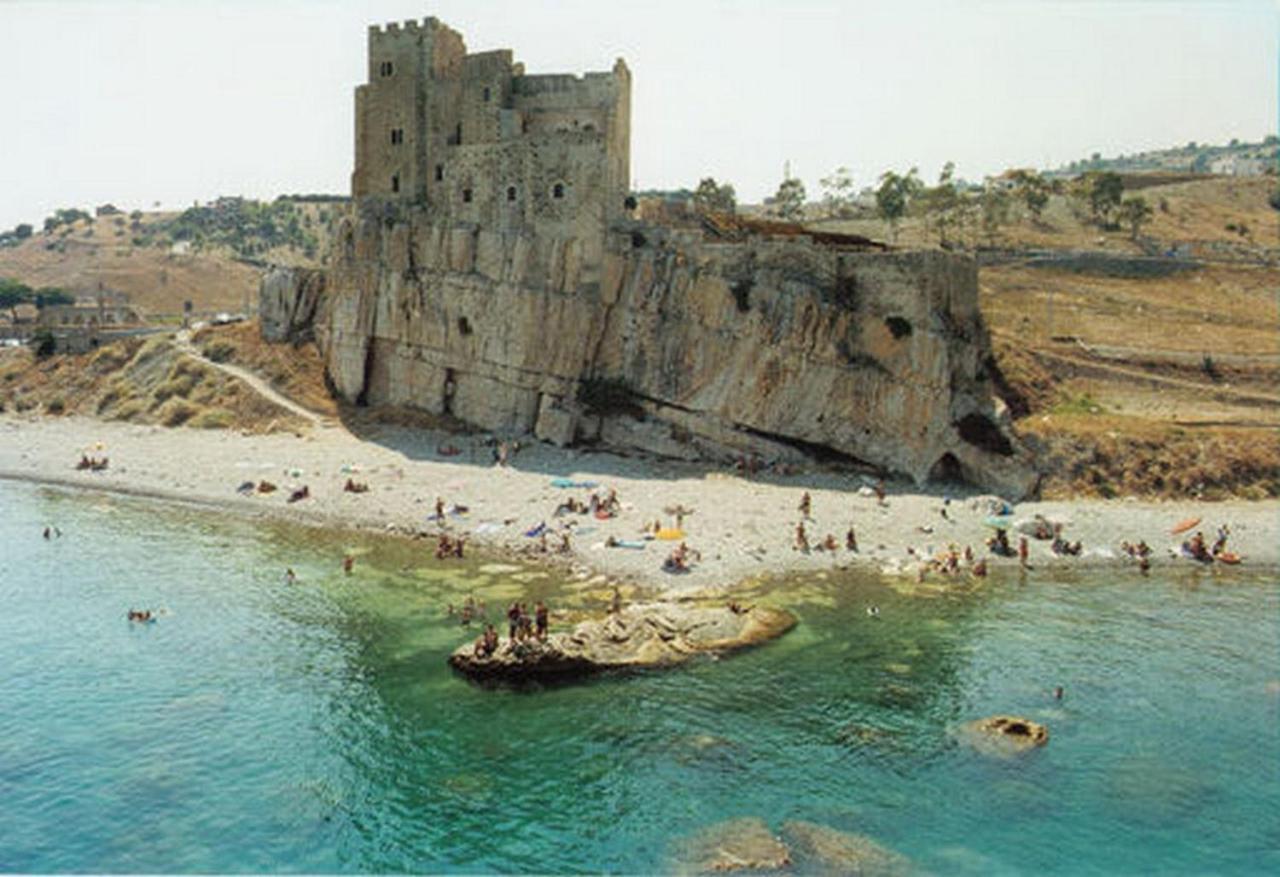 B&B Apollonia Roseto Capo Spulico Εξωτερικό φωτογραφία